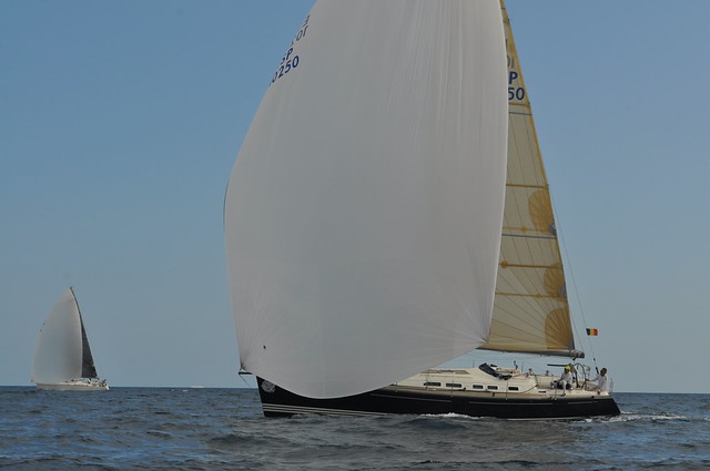 Don’t Ask y XMerit se situaron en cabeza al poco tiempo de dar la salida. El X46 de Moure salió a sotavento por boya, mientas que el First 50 de Fucale, lo hacia a barlovento por comité.