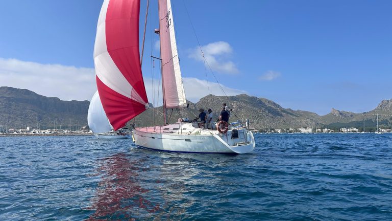 Cambio de recorrido en la 27ª Edición de la Regata Bahía de Pollença por condiciones de calma