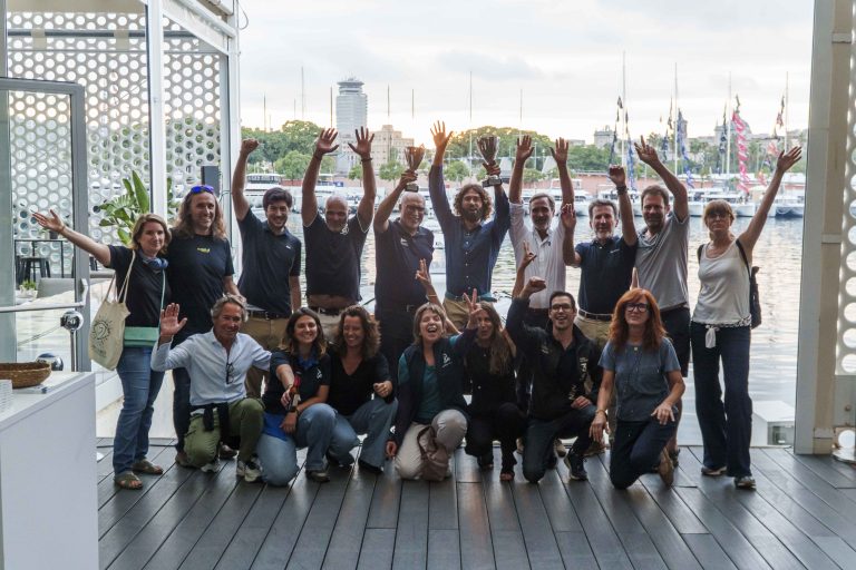 Los ganadores del Circuito Regatas Ausmar 2025 reciben sus trofeos en el Salón Náutico Internacional de Barcelona