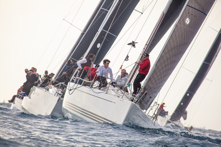 ¿Quién se alzará con el Trofeo RAECY al Mejor Capitán de Yate en la VIII Golden Cup Badalona?