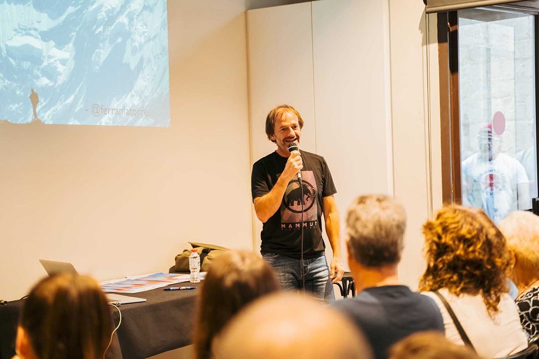 Conferències per a Entitats