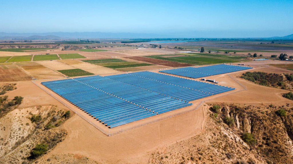 Instal·lació fotovoltaica Las Lloysas – Coquimbo, Xile | 3 MWp i 6,85 GW/any