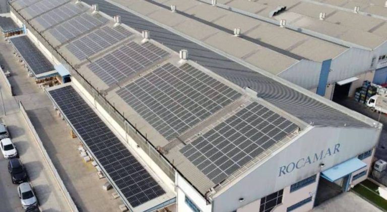 Instal·lació fotovoltaica d’autoconsum nau Rocamar
