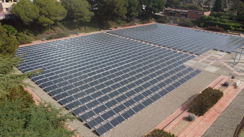 Instal·lació fotovoltaica de 368,46 kWp a la Central d’Aigües de Barcelona - Esplugues