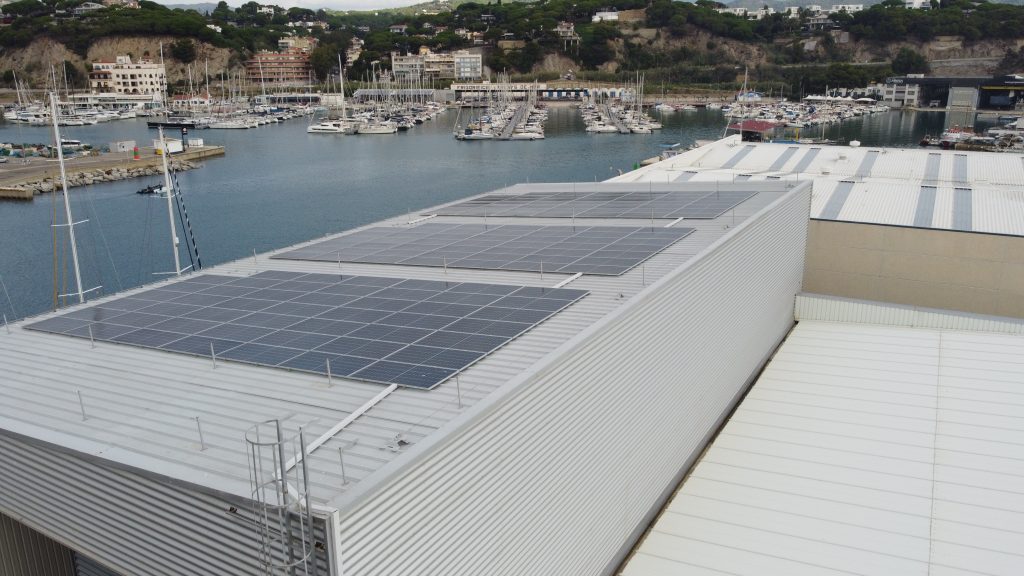 Instal·lació fotovoltaica de 65,5 kWp a Varador 2000