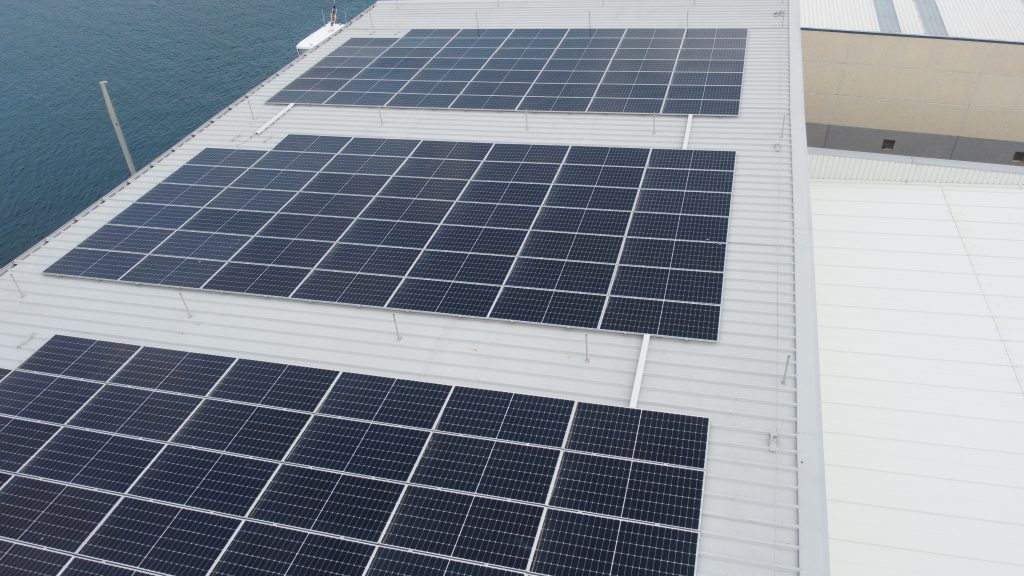 Instal·lació fotovoltaica de 65,5 kWp a Varador 2000