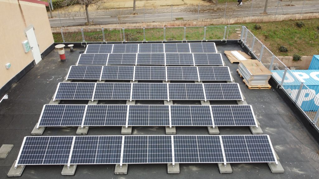 Edifici de la UPC a Manresa amb instal·lació fotovoltaica de 29,64 kWp