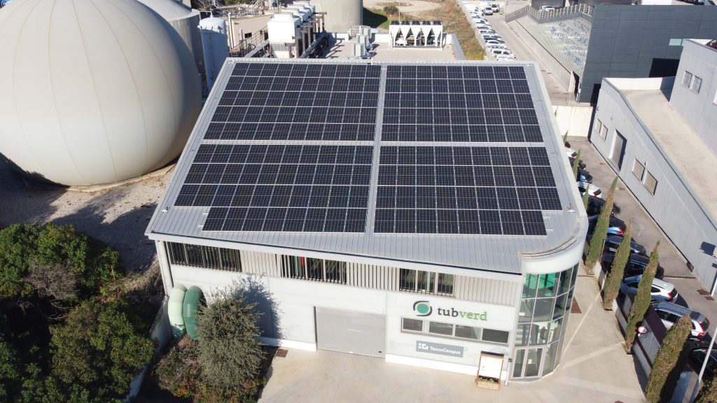Instal·lació fotovoltaica a Tub Verd Mataró - 64,68 kWp