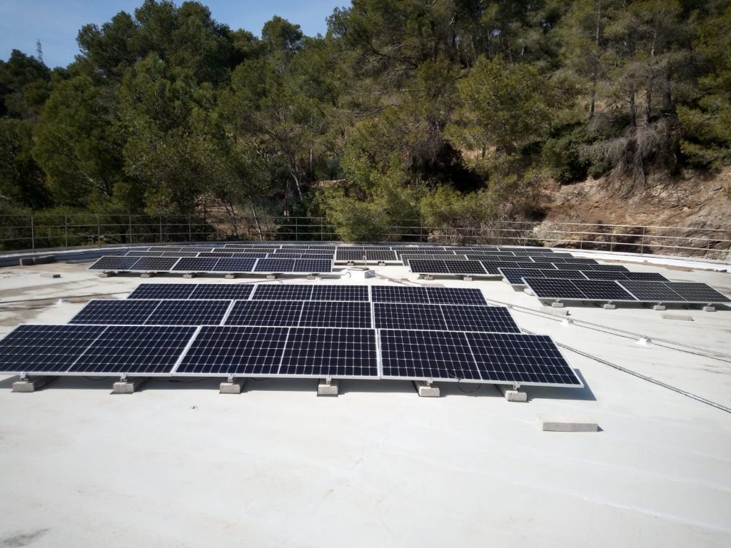 Instal·lació fotovoltaica de 17,48 kWp al Dipòsit de Gavà d’Aigües de Barcelona