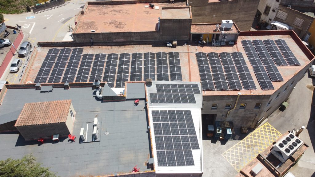 Fotovoltaica per a supermercats | El Pertús, La Jonquera – 114,5 kWp executat per Impulso Solar