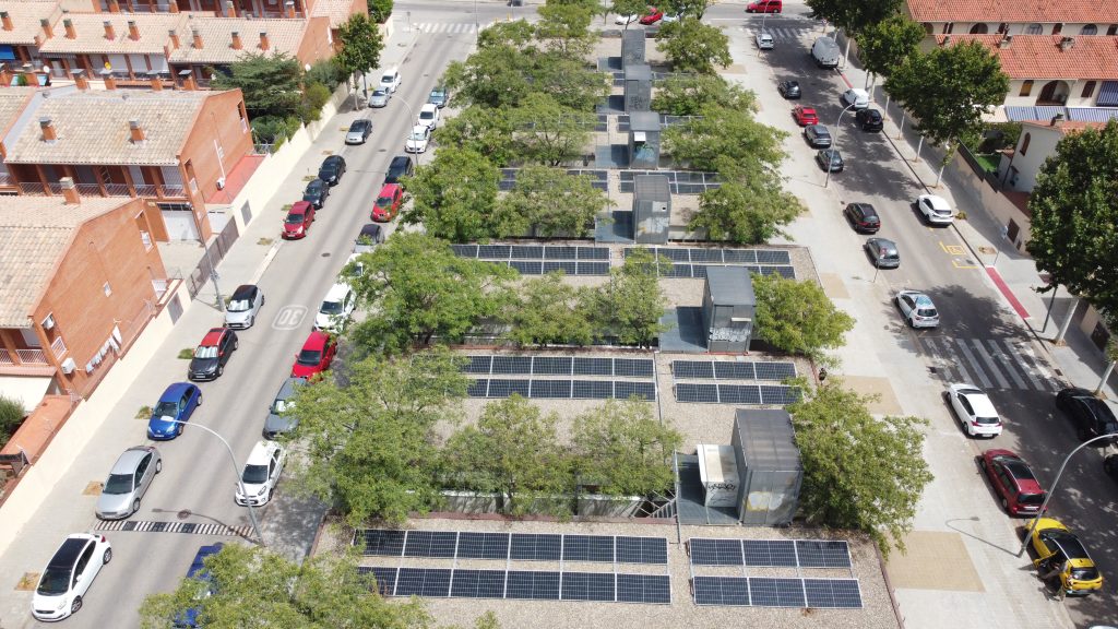 Descobreix com l’energia solar pot fer més eficients els edificis de salut: Centre d’Atenció Primària a Sabadell amb 55 kWp, executat per Impulso Solar.