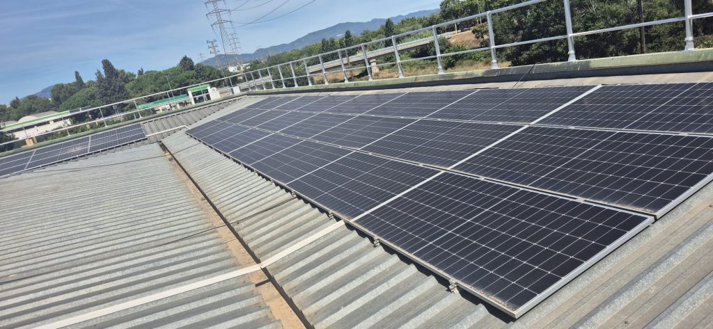 Descobreix com l’energia solar pot fer més eficients els edificis de salut: Centre d’Atenció Primària a Santa Perpètua amb 25 kWp