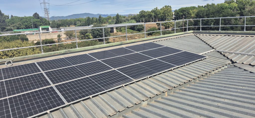Descobreix com l’energia solar pot fer més eficients els edificis de salut: Centre d’Atenció Primària a Santa Perpètua amb 25 kWp