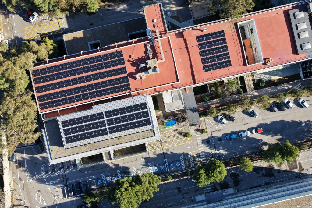 Instalación fotovoltaica ejecutada por Impulso Solar en el Hospital Universitario Vall d’Hebron de Barcelona