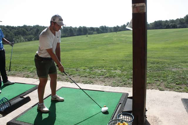 TaylorMade-R15-04