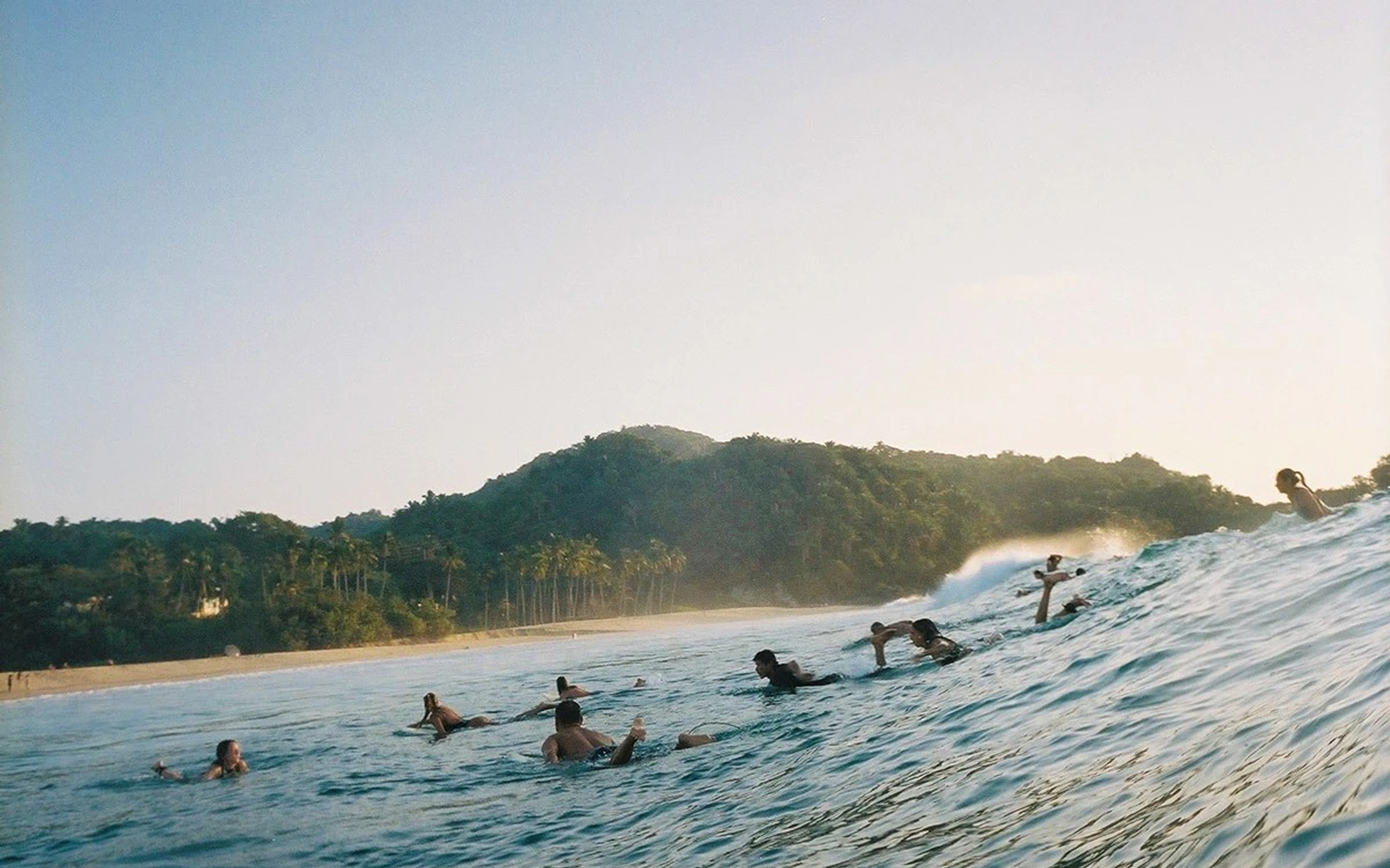 NEVER<br />
THE LAST<br />
WAVE