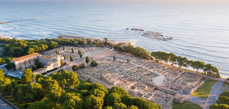 Empúries y el vaivén de las olas (Empúries - L'Escala)