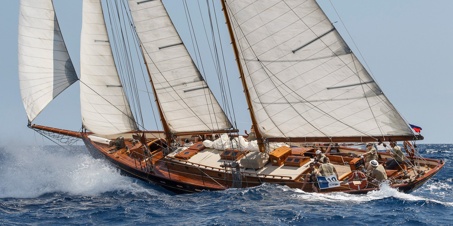 Alba, Moonbeam III, Malabar X y Manitou se imponen en la V Edición de la Puig Vela Clàssica Barcelona
