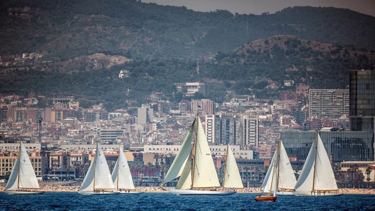 The VI Puig Vela Clàssica dates again the best nautical legends of the Mediterranean