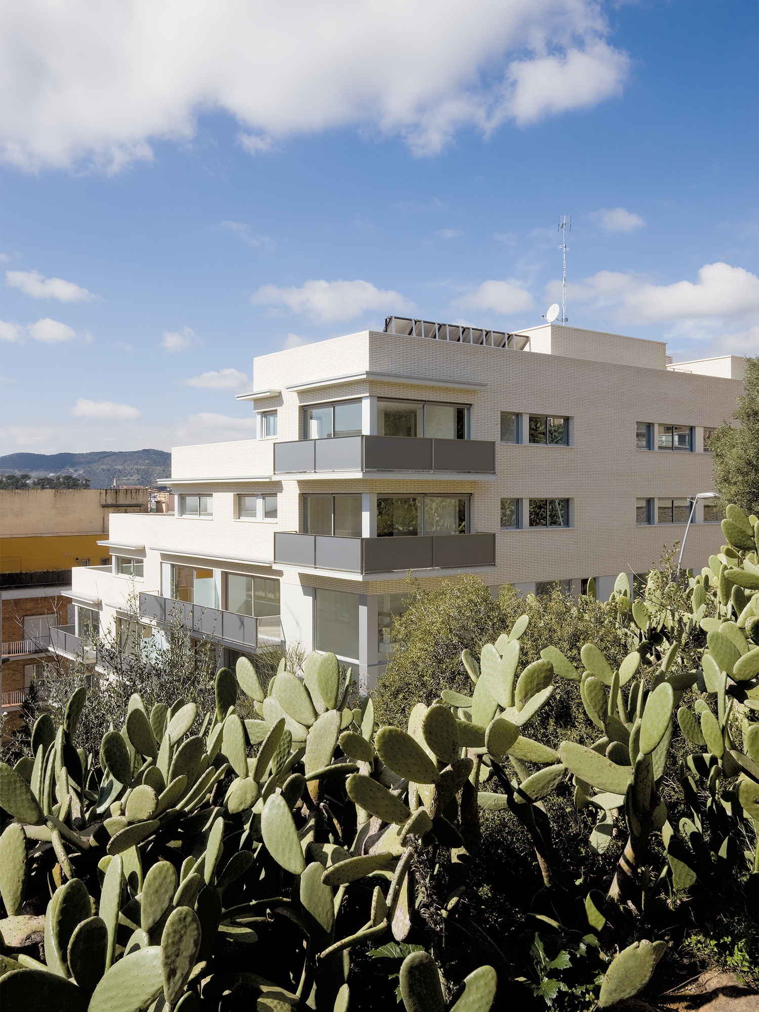 Av. Coll del Portell 77